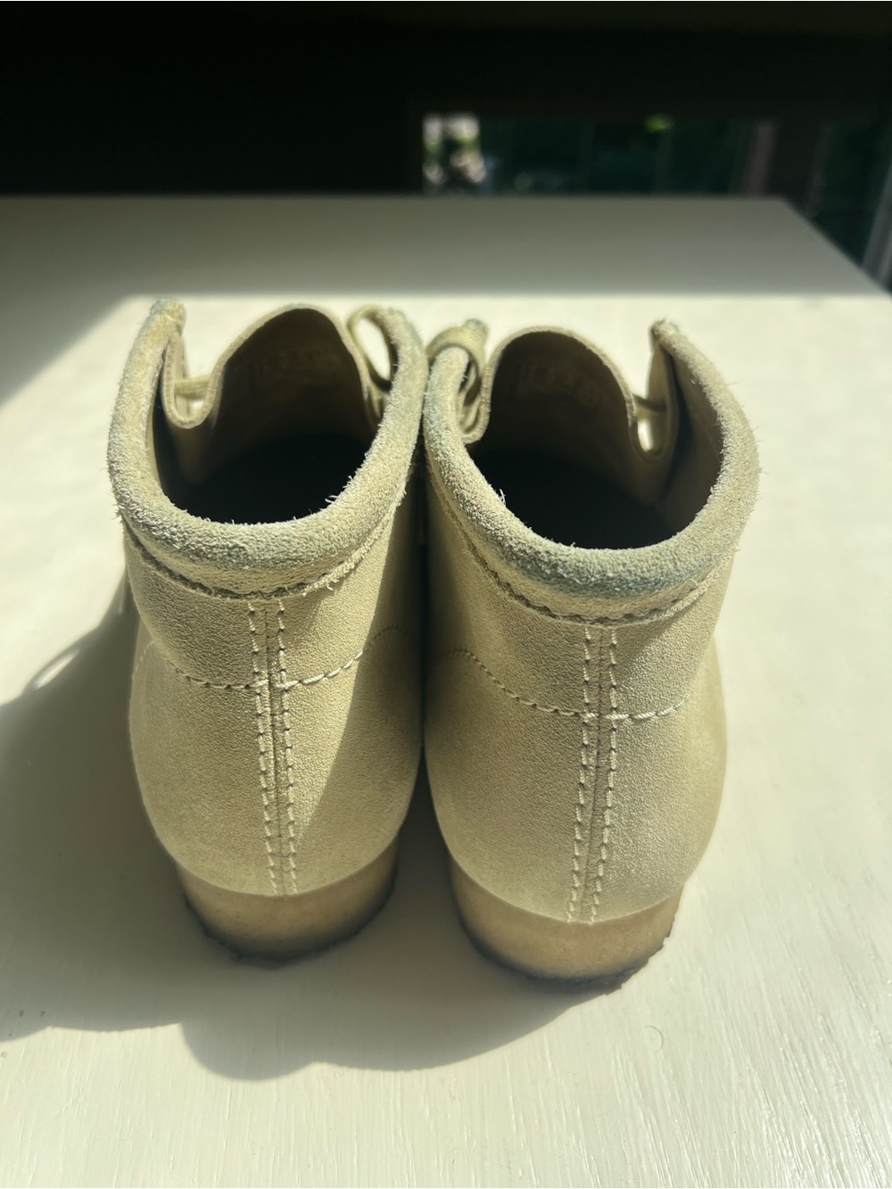 Clarks Wallabee Boots US M 10 Khaki Beige Suede Mid Men's Shoes - Picture 2 of 6